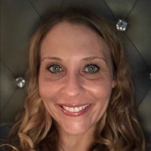 Meet your Posher, Christy